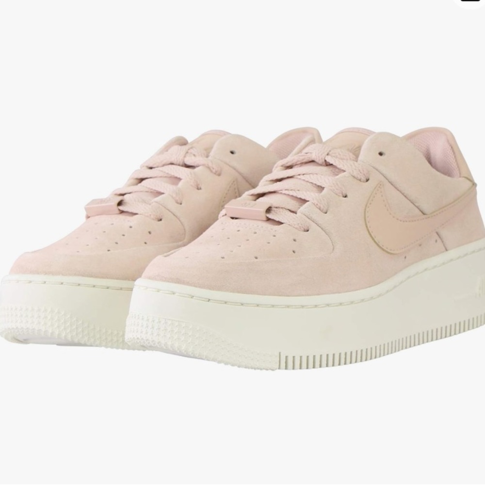 Nike Women's Air Force 1 Sage Low Particle Beige/Phantom AR5339-201